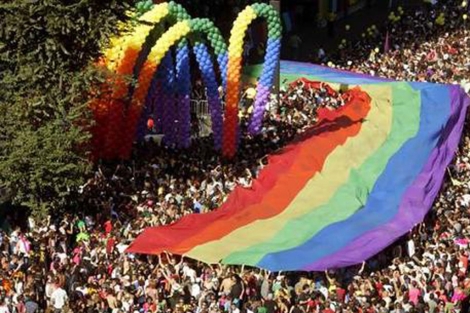 Marcha de miles de brasileros por los derechos de los homosexuales. | Archivo Reuters