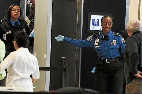 Control de seguridad en un aeropuerto de Estados Unidos. | Reuters