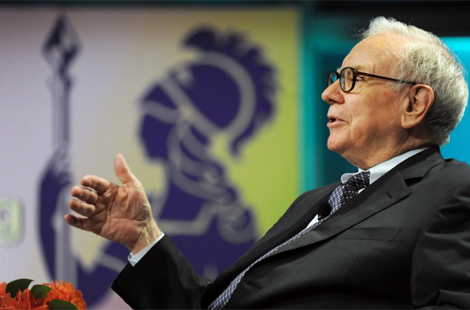 El magnate de Berkshire Hathaway durante una conferencia. | Afp El magnate de Berkshire Hathaway durante una conferencia. | Afp