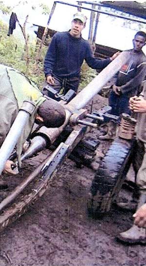 Imagen 'rescatada' de uno de los ordenadores de Reyes sobre la vida en el campamento de las FARC. (Foto: EL MUNDO)