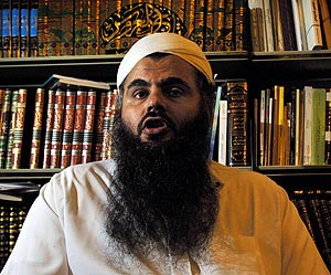 El cl&eacute;rigo radical Abu Qutada. (Foto: AP)