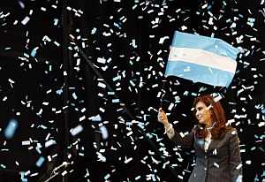 La presidenta se dio un baño de multitudes en la capital. (Foto: AP) La presidenta se dio un baño de multitudes en la capital. (Foto: AP)