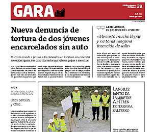 Portada del diario 'Gara' con el artículo de Aranzabal. (Foto: EL MUNDO)
