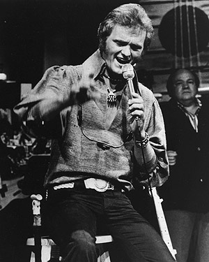 Jerry Reed, en una actuaci�n, en 1977. (Foto: EFE)