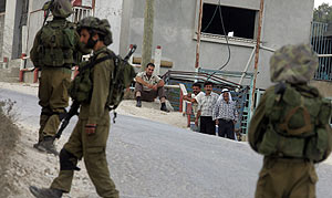 Los fundamentalistas jud&iacute;os irrumpieron en la aldea, en las inmediaciones de Nablus, disparando al aire y agrediendo a vecinos. (Foto: AFP)