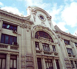 Edificio situado en la calle Medinaceli que albergar� el futuro Centro Internacional de Prensa. (Foto: CSIC)