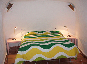 Habitacion de casa cueva foto elmundo.es