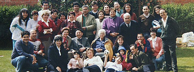 Imagen de 'la gran familia' de Buenaventura y Ramona. Imagen de 'la gran familia' de Buenaventura y Ramona.