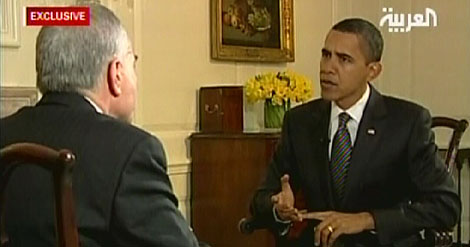 Obama, durante la entrevista en Al Arabiya. | AP