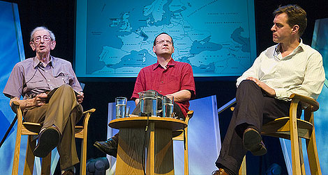 Eric Hobsbawm, a la izq., y Niall Ferguson, a la dcha. | Foto: Jeff Morgan
