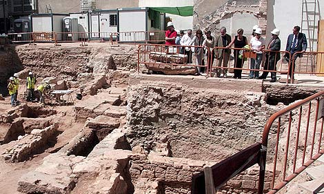 Obras en el solar junto a las Cortes Valencianas. | Benito Pajares Obras en el solar junto a las Cortes Valencianas. | Benito Pajares