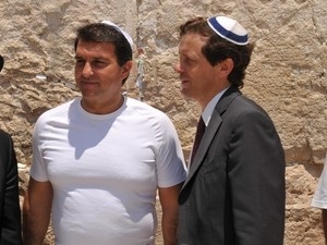 Laporta (i) en el Muro de las Lamentaciones.
