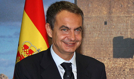 Jos&eacute; Luis Rodr&iacute;guez Zapatero, en L'Aquila. | AP