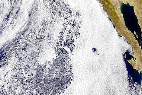 Formaciones nubosas sobre el Pacífico. | NASA.
