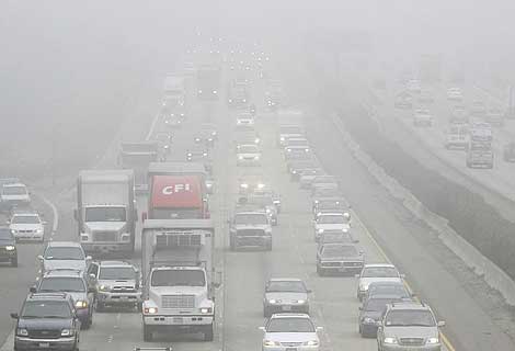 Contaminación en una autopista China. | Europa Press.
