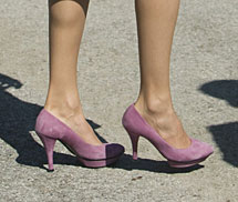 Fotografía de los zapatos de la Princesa Letizia. Fuente: www.elmundo.es / Agencia Reuters