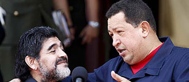 Chávez se reunió con Maradona, declarado admirador del presidente. | Reuters