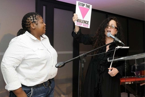 Acto contra los ataques a lesbianas de la ONG Change.