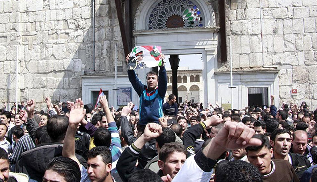 Protesta a favor de Bachar El Asad en Damasco. (Efe)