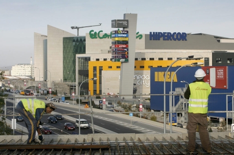 Exterior del complejo, desde uno de los accesos aún en obras. | Efe