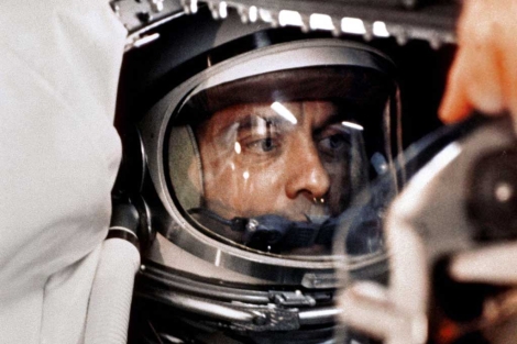 Alan Shepard a bordo de la cápsula Freedom 7, listo para el despegue. | AP.