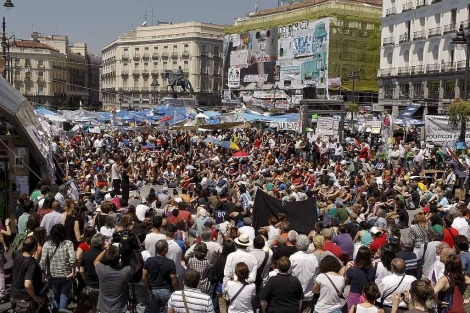 Los jóvenes acampados en Sol por octavo día consecutivo/ Kote Rodrigo Los jóvenes acampados en Sol por octavo día consecutivo/ Kote Rodrigo