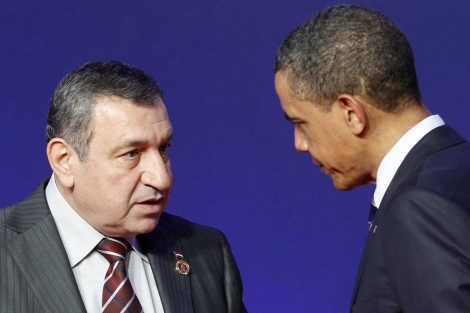 Sharaf, junto a Obama, en la cumbre del G8 en Deauville (Francia). | Reuters Sharaf, junto a Obama, en la cumbre del G8 en Deauville (Francia). | Reuters