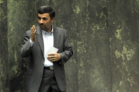 Mahmud Ahmadineyad, presidente de Irán, durante un discurso en el Parlamento. | Efe