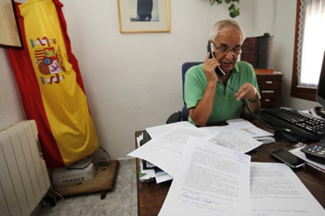Antonio Cerro, alcalde de Poyales de Hoyo. | R. Muñoz