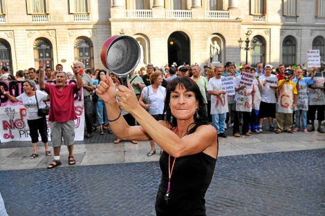 La ruidosa protesta protagonizada por beneficiarios del 'Pirmi'. | S. Cogolludo
