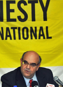AI pide reformar la Constitución para que el derecho a una casa pueda exigirse ante un juez