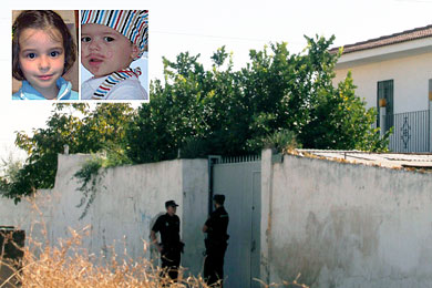 Registro a la casa cordobesa del padre de los dos niños. Registro a la casa cordobesa del padre de los dos niños.
