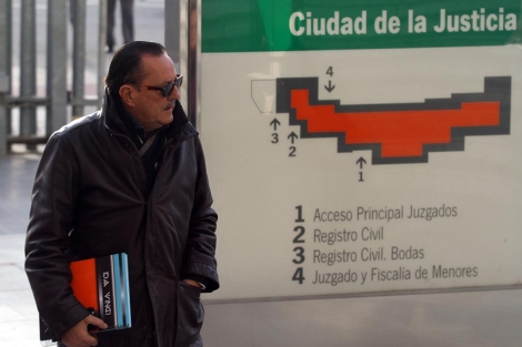 Julián Muñoz, en la Ciudad de la Justicia de Málaga. | ELMUNDO.es
