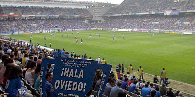 Panorámica del Carlos Tartiere, durante un partido. (EFE) Panorámica del Carlos Tartiere, durante un partido. (EFE)