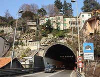 Puente insatisfactorio - Problemas en los t�neles