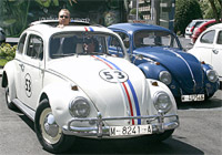 El peque�o Herbie alcanza los 305 kil�metros por hora.