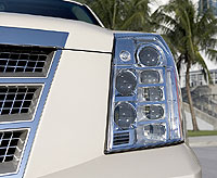 Cadillac Escalade con faros de led