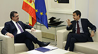 Reuni�n del Presidente del Gobierno, Jose Luis Zapatero con el presesidente de Anfac, Francisco Garc�a Sanz. Foto: Reuters.