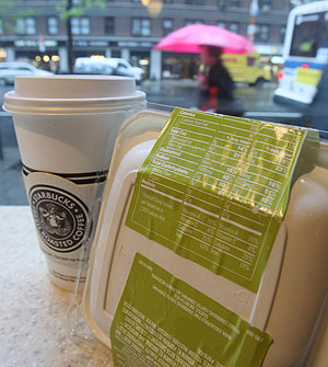 Starbuck&rsquo;s ya incluye el etiquetado obligatorio. (Foto: AFP | Don Emmert)