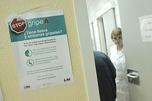 Comienza la campa&ntilde;a de vacunaci&oacute;n contra la gripe A. (Foto: Oscar Monz&oacute;n)