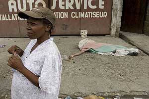 Una mujer embarazada en Puerto Príncipe. (Foto: EFE)