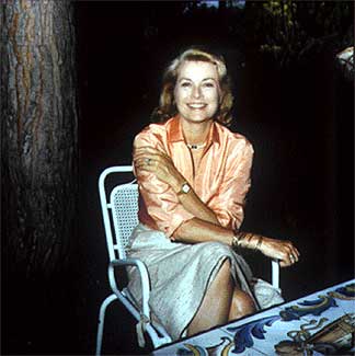 GRACE 1929 - 2009 - Página 12 1031318569