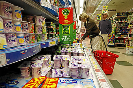 Danone también ha apostado por la innovación, con un nuevo 
'Actimel' que se come con cuchara. | Sergio González