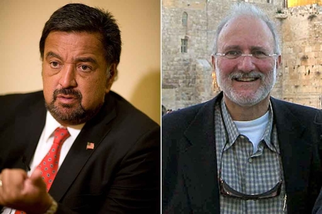 El ex gobernador de Nuevo México Bill Richardson y el contratista estadounidense Alan Gross.