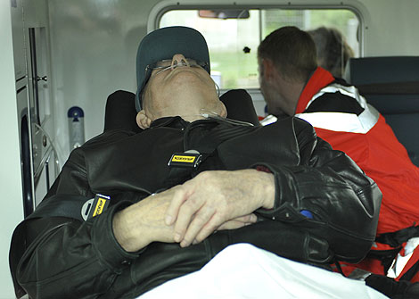 Demjanjuk, de 89 a&ntilde;os y de origen ucraniano, en el momento de ser trasladado a una prisi&oacute;n de M&uacute;nich. | Reuters